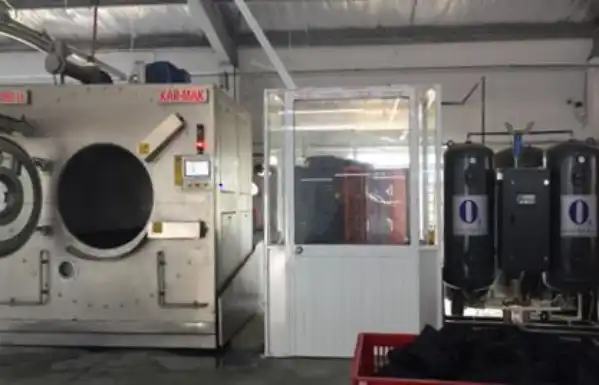 Wet ozone machine